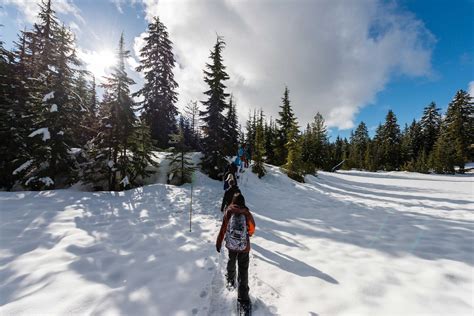 Cypress Mountain Snowshoeing | Mike Heller Photography | PhotoKaz.com