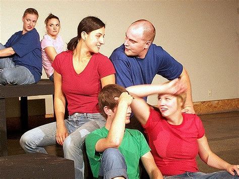 7 Ways that Taking Improv Classes Boosts Your Creativity - fran sorin