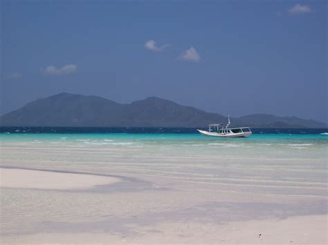 Holiday travel : Indonesia Beaches: Karimun Jawa