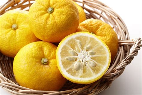 Cuisine : découvrez le yuzu, l’agrume feel good idéal pour l'hiver