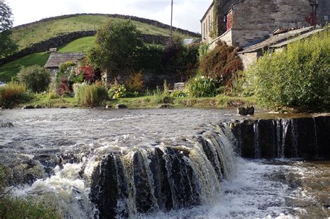 Yorkshire Dales National Park Day Trip from York | BOBH