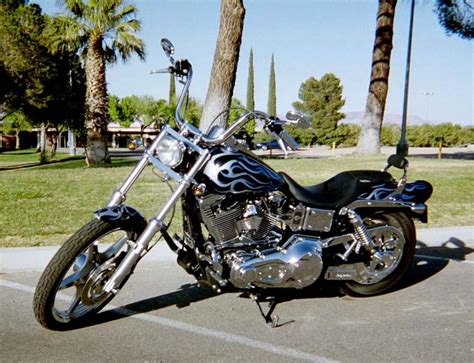 2003 Harley-Davidson FXDWG Dyna Wide Glide - Moto.ZombDrive.COM