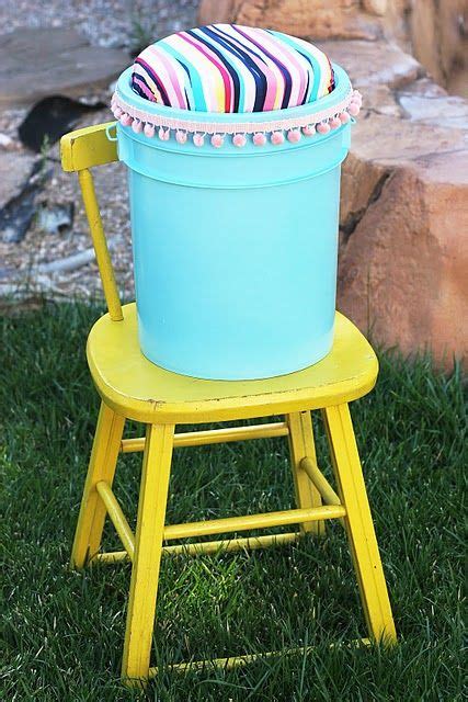 DIY 5 gallon bucket seat (and storage) | Girls camp, Diy, Camping crafts