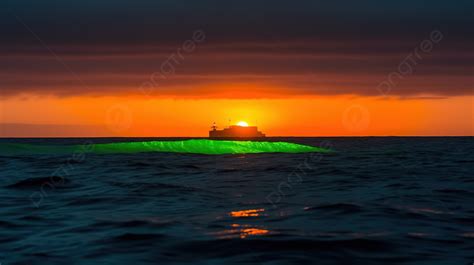 Boat In The Ocean At Sunset With Green Light Background, Green Flash Picture Background Image ...