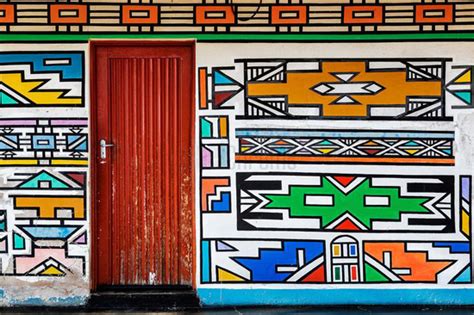 Safari Fusion: Geometric design: Ndebele