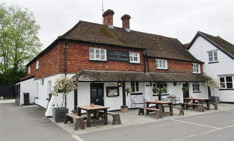 Lower Froyle - The Anchor Inn © Colin Smith cc-by-sa/2.0 :: Geograph Britain and Ireland