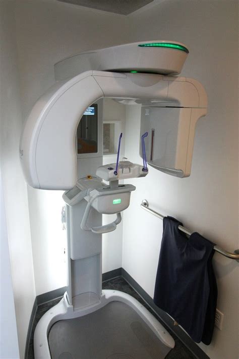 Digital Dental X-ray machine at cosmetic dentist Dr. Guy Burk's office | Dentagama | Dental ...