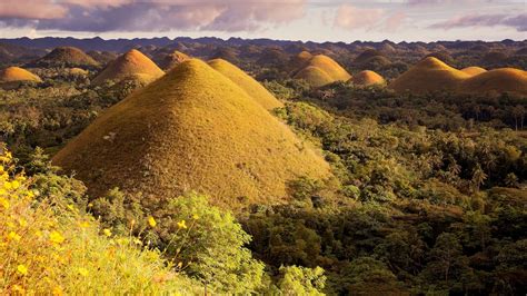 7 Stunning Natural Wonders in Asia