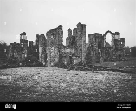 Castle Acre Priory ruins Stock Photo - Alamy