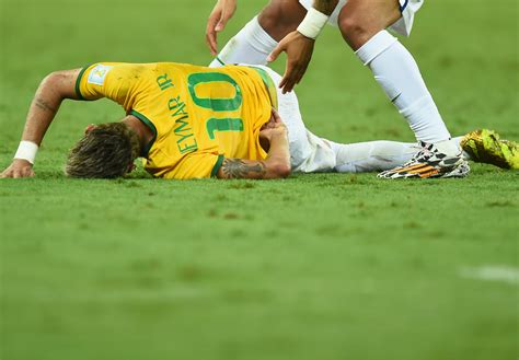 Neymar foot injury: What games will the PSG star miss & how long will he be out for? | Goal.com