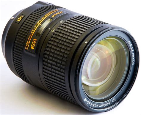 Nikon AF-S DX Nikkor 18-300mm f/3.5-5.6G ED VR Images