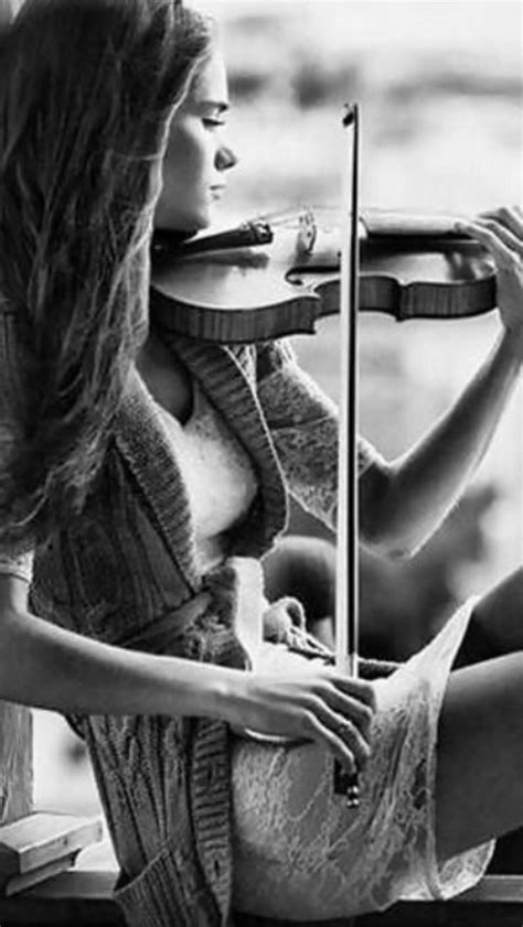 Violin | Violin photography, Violinist photography, Musician photography