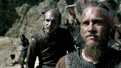 "Vikings" Season 2 - Behind the Scenes "Behind the Legend" - YouTube