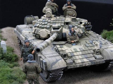 #scale #models #scalemodel #modern #russian #tank #t72 #mbt #diorama ...