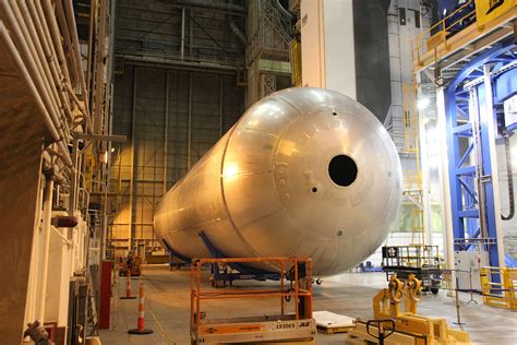 Constructing a new ride: NASA’s deep space rocket takes shape in New Orleans - RocketSTEM