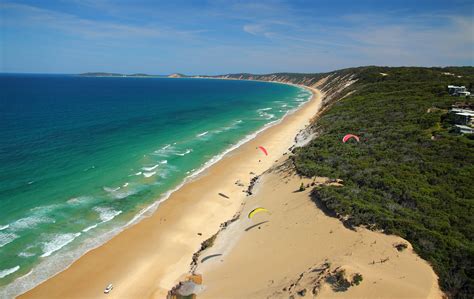 Rainbow Beach 4WD Tracks, Hire & Trip Plan | FleetCrew