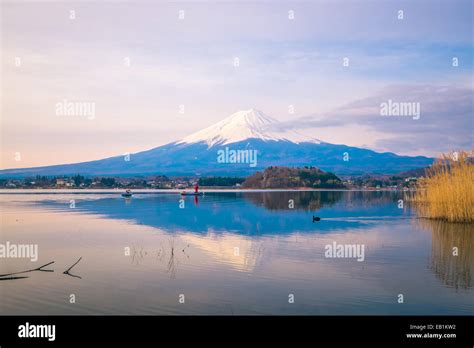 The beautiful mount Fuji in Japan at sunrise Stock Photo - Alamy