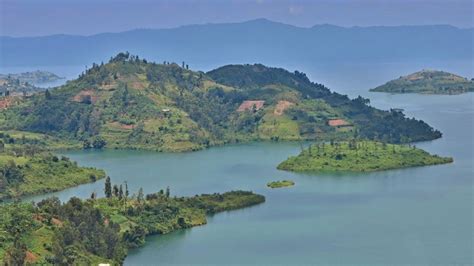 Rwanda-Lake-Kivu - Redroad Tours