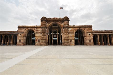 Jami Masjid at Ahmedabad - Islamic Architecture in India