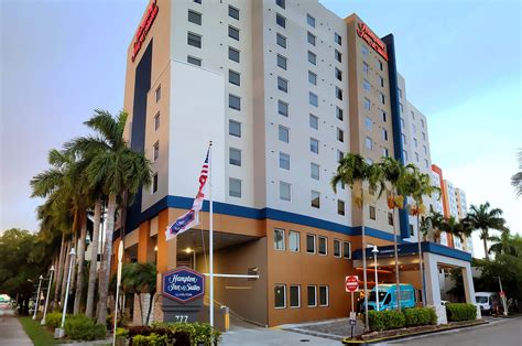 48+ elegant Bilder Hampton Inn Miami Airport West : Book Hampton Inn Suites Miami Airport South ...
