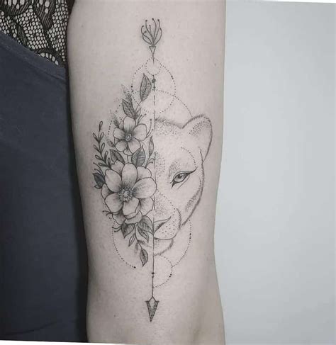 91 Best Lioness Tattoos [2024 Inspiration Guide] | Lioness tattoo, Geometric tattoo, Tattoos