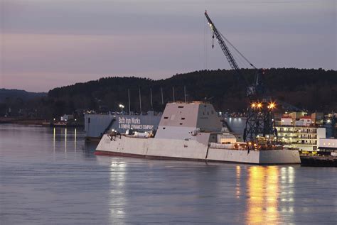 The Zumwalt "Stealth Destroyer" is a Money Pit | The National Interest