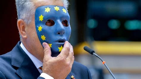 Divided European Parliament prepares to elect new president – Euractiv