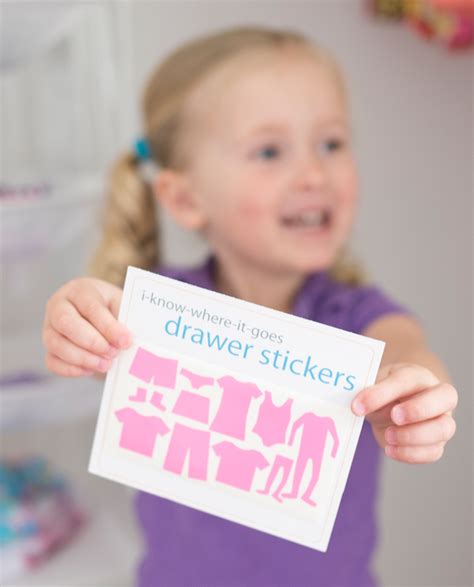 Drawer Stickers for Hanging Shelves! - crafterhours