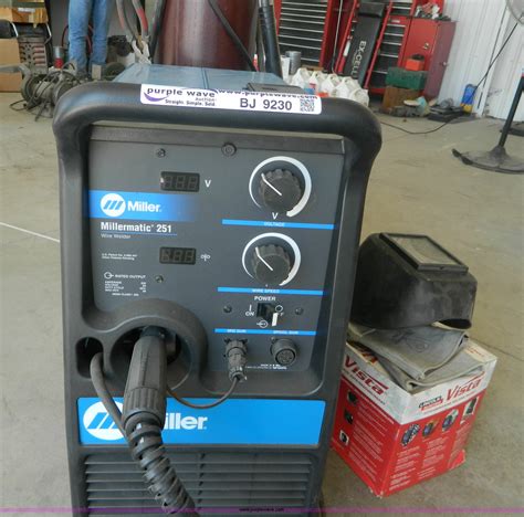 Miller MillerMatic 251 wire feed welder in Salina, KS | Item BJ9230 sold | Purple Wave