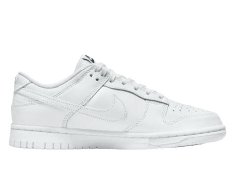 สนีกเกอร์ Nike Dunk Low Triple White (W) | ซื้อ-ขายของแท้