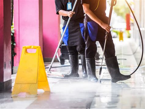 The 4 Most Common Occupational Hazards for Cleaning Services - Moody Insurance Worldwide