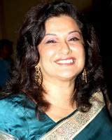 Moushumi Chatterjee Biography, Life Story, Career, Awards & Achievements - Filmibeat