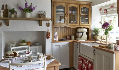 How to design a vintage kitchen | Real Homes