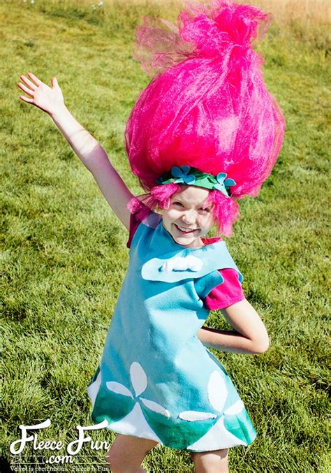 Tutorial and pattern: Trolls Princess Poppy costume – Sewing