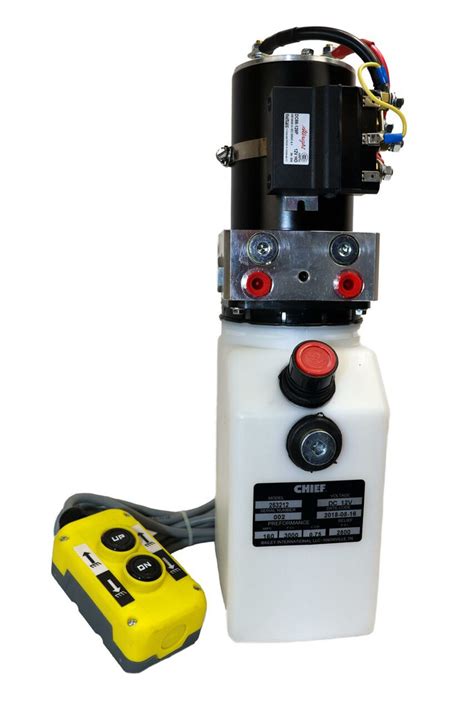 Chief Compact Hydraulic Power Unit 12VDC, Double Acting, SAE 4 ports, 2800 PSI, 3 Liter Tank