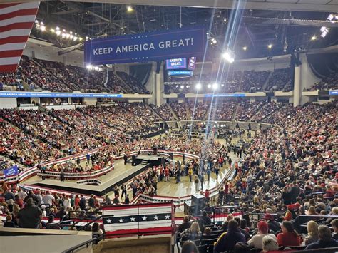 Presidential Rally Draws Thousands