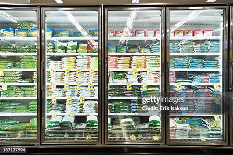 235 Frozen Food Section Grocery Store Stock Photos, High-Res Pictures ...