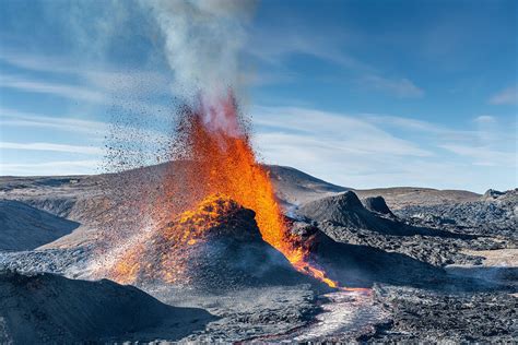 Glacier & Volcano Focus | Deluxe Iceland