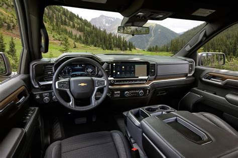 2023 Chevrolet Silverado 1500 Pictures - 125 Photos | Edmunds