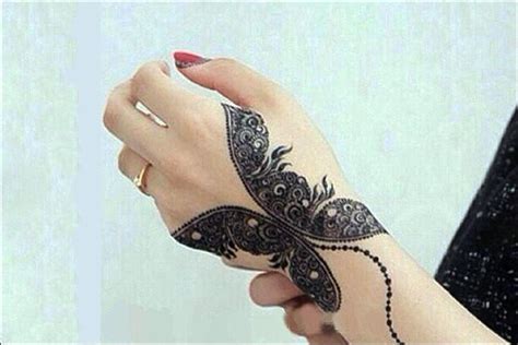 Butterfly Mehndi Designs: 9 Beautiful Mehndi Designs You'll Love