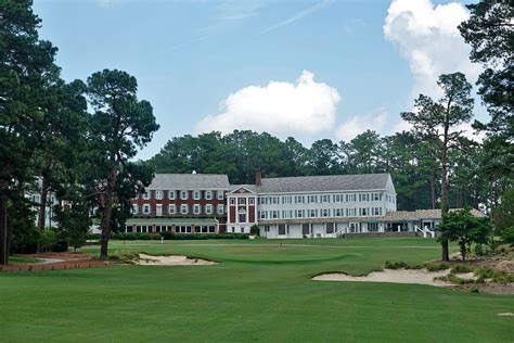 Mid Pines Golf Club (Southern Pines, North Carolina) | GolfCourseGurus