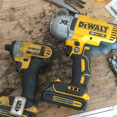 2023's Dewalt DCF899HB Vs DCF899B: Comparison By Owner