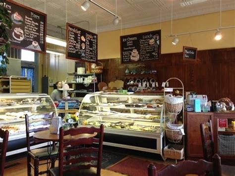 BLUEBIRD BAKERY, Glendale - Photos & Restaurant Reviews - Food Delivery ...