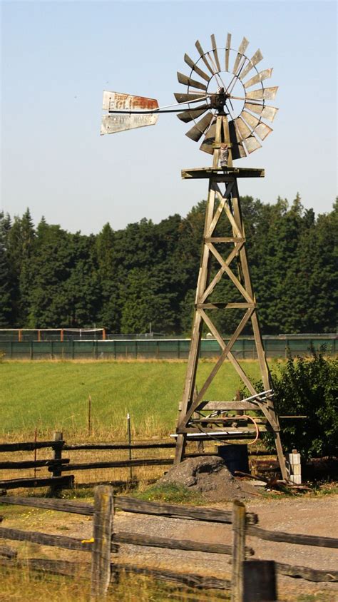 Windmill | Farm windmill, Windmill water, Windmill