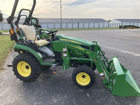 2023 John Deere 2025R Compact Utility Tractor For Sale in Tiffin Ohio