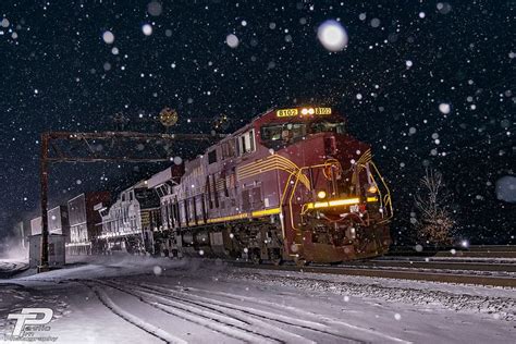 ITAP of a Train at Night in the Snow by Lamhirh . . . . #photos # ...