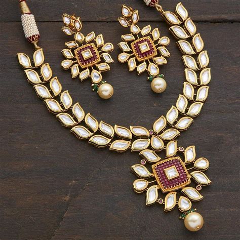 Kundan Ruby Necklace | Kundan necklaces, Ruby necklace, Fashion jewelry