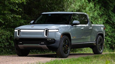 2022 Rivian R1T Electric Pickup Review: Brings Fun and Ease Even to the Mundane