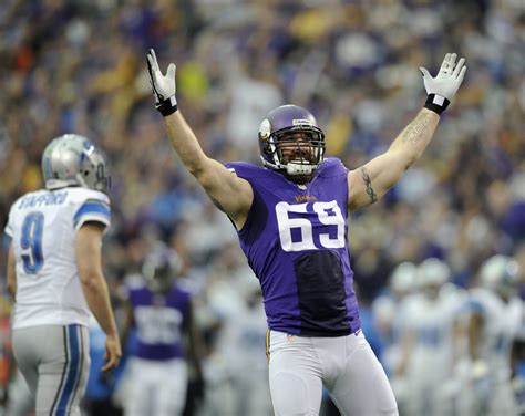 Minnesota Vikings: Is Jared Allen Hall of Fame worthy?