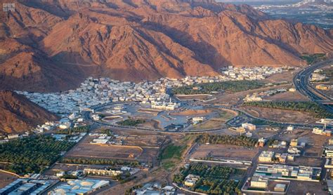 Keutamaan Gunung Uhud & Inilah Bukti Mukzijat Nabi di Jabal Uhud